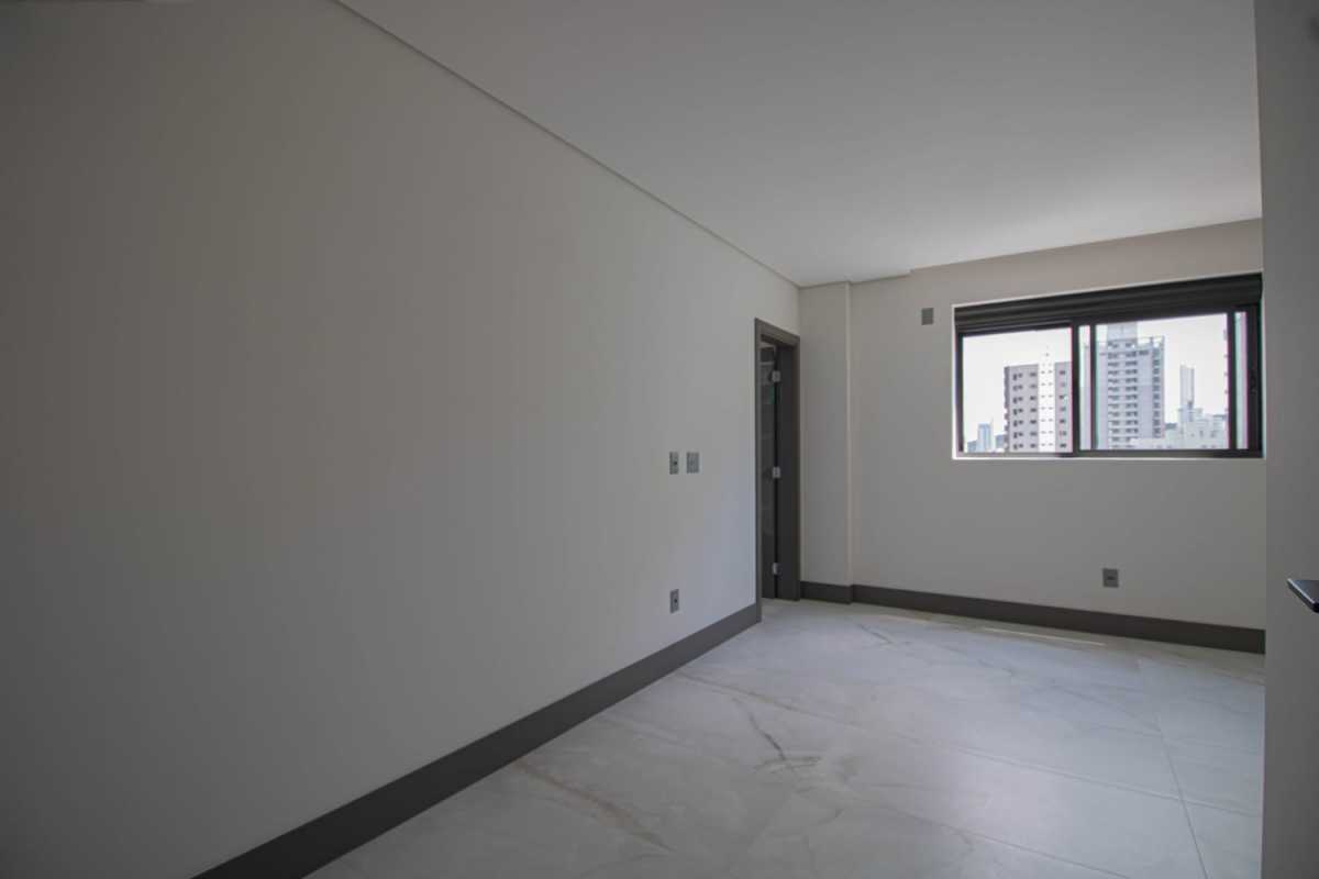 Apartamento, 3 quartos, 130 m² - Foto 4