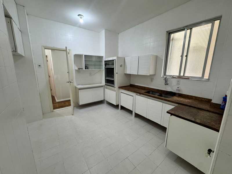 Apartamento, 3 quartos, 140 m² - Foto 8
