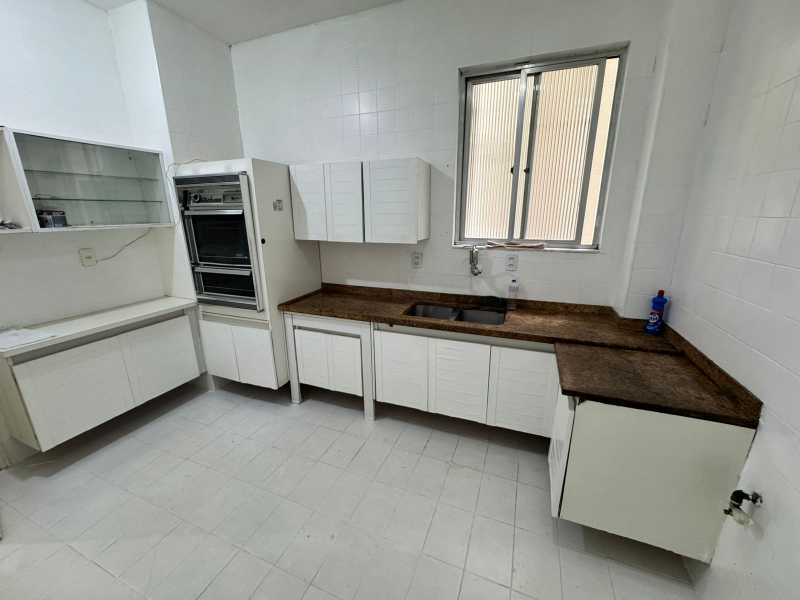 Apartamento, 3 quartos, 140 m² - Foto 9
