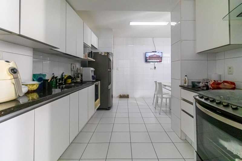 Apartamento, 3 quartos, 156 m² - Foto 12