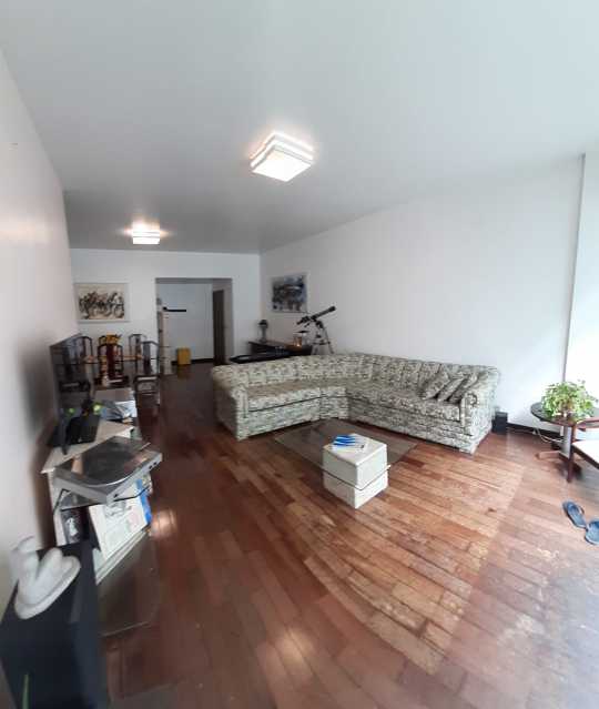 Apartamento, 3 quartos, 160 m² - Foto 1