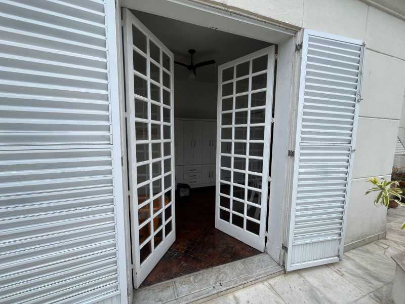 Cobertura, 4 quartos, 210 m² - Foto 1