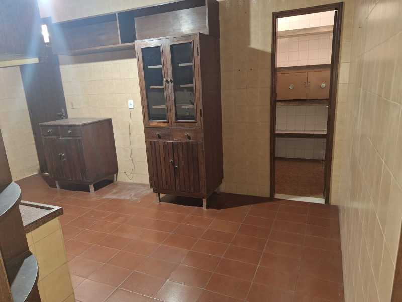 Casa, 4 quartos, 240 m² - Foto 5