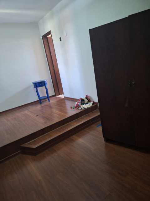 Casa, 4 quartos, 240 m² - Foto 11