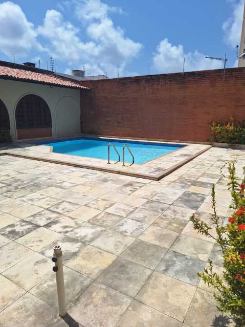 Casa, 4 quartos, 240 m² - Foto 13