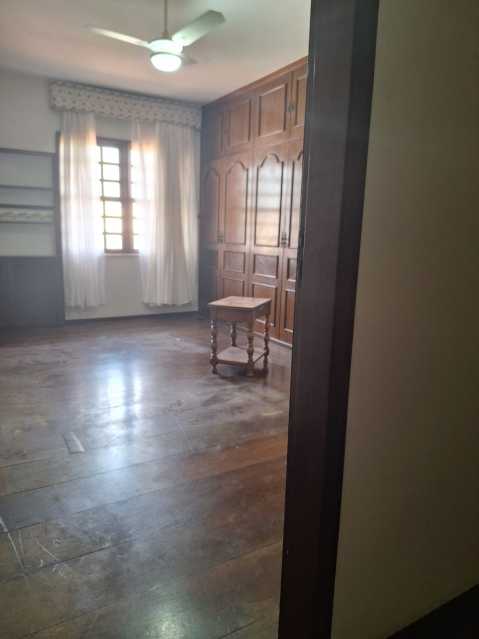 Casa, 4 quartos, 240 m² - Foto 14