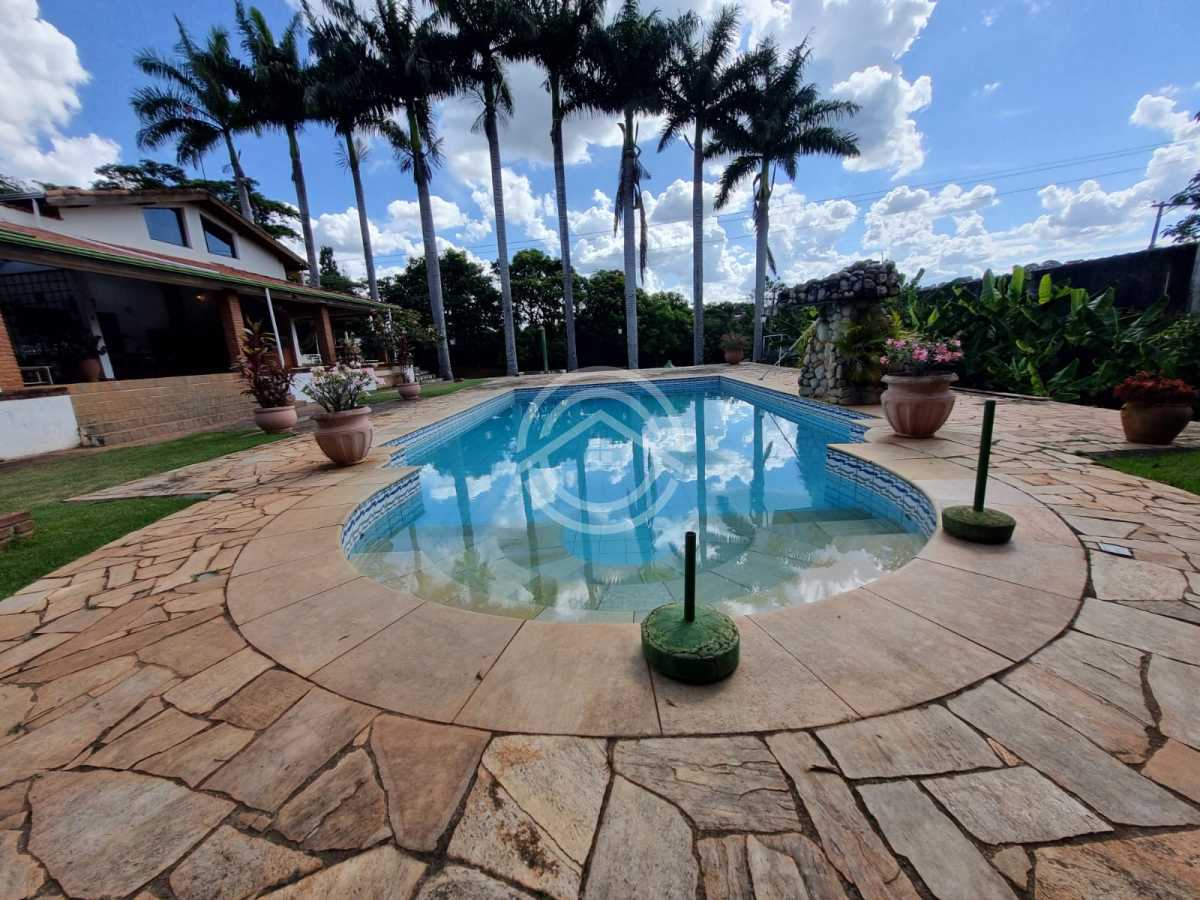 Chácara, 9 quartos, 3200 m² - Foto 1