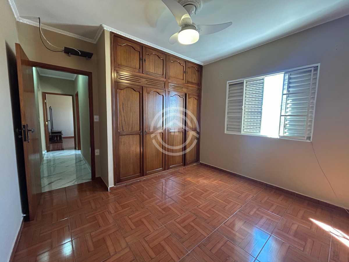 Casa, 4 quartos, 243 m² - Foto 10