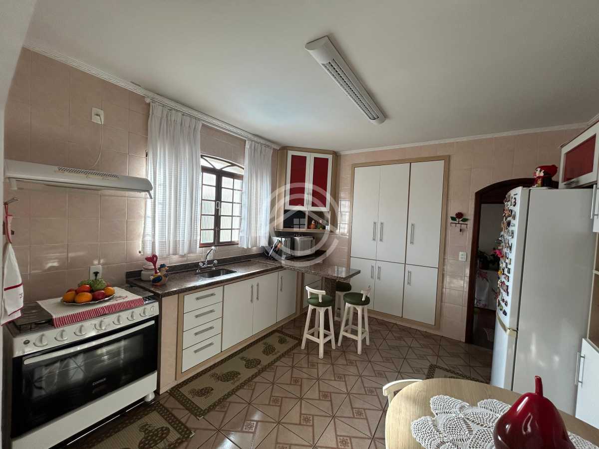 Casa, 4 quartos, 235 m² - Foto 16