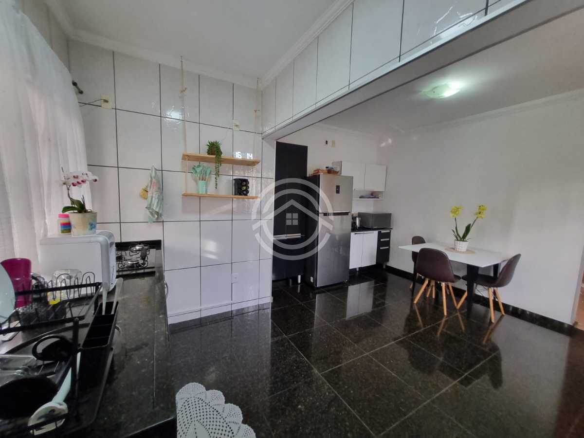 Casa, 3 quartos, 252 m² - Foto 9
