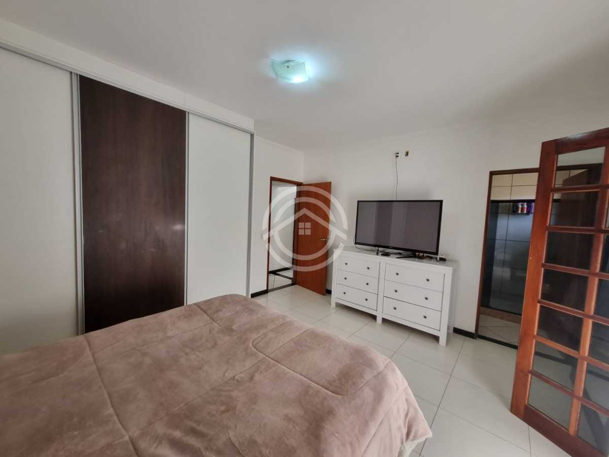 Casa, 3 quartos, 252 m² - Foto 13