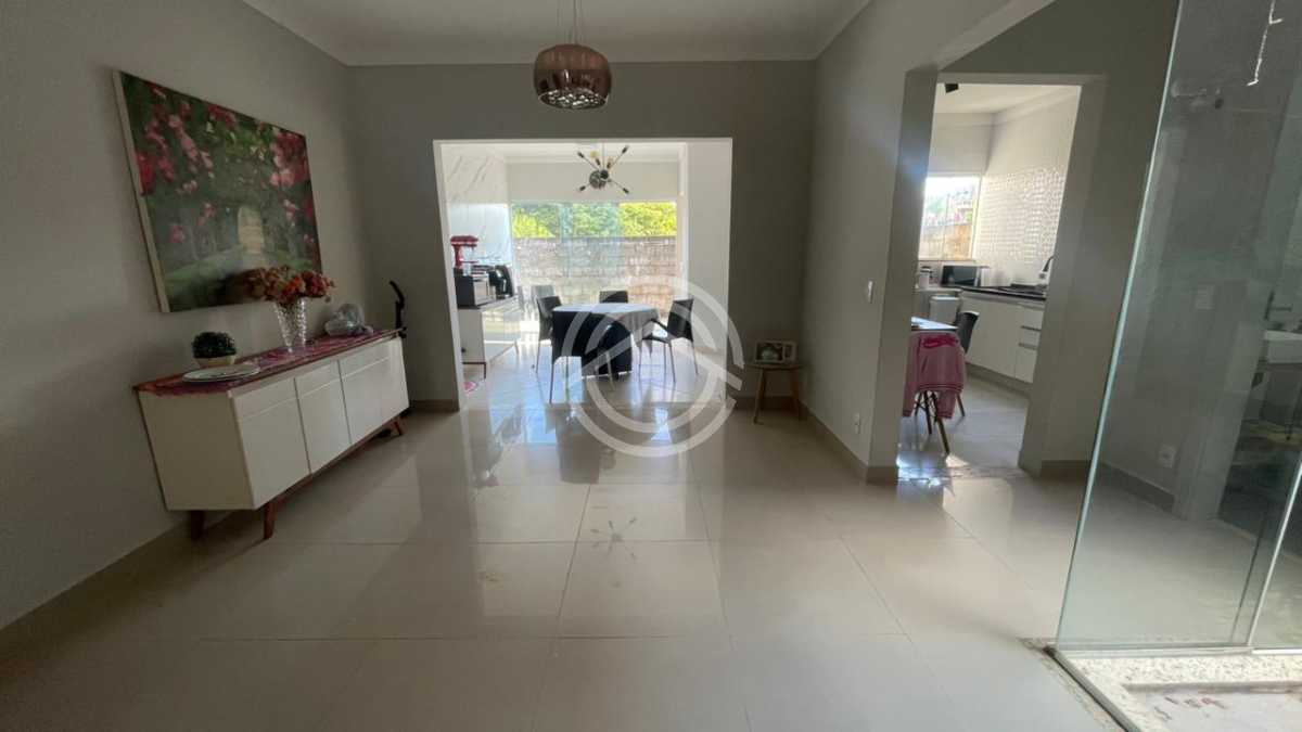 Casa, 3 quartos, 198 m² - Foto 1