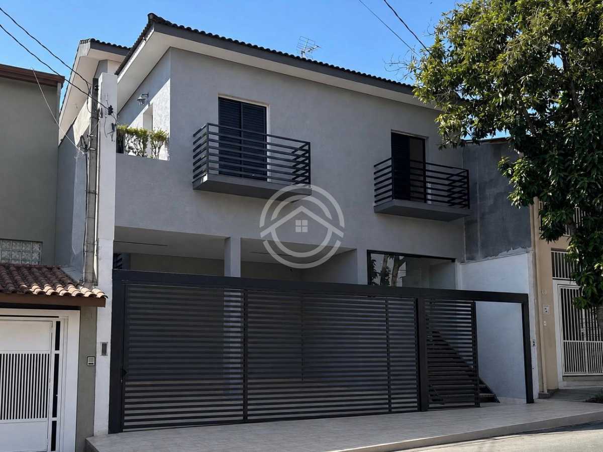 Casa, 3 quartos, 228 m² - Foto 1