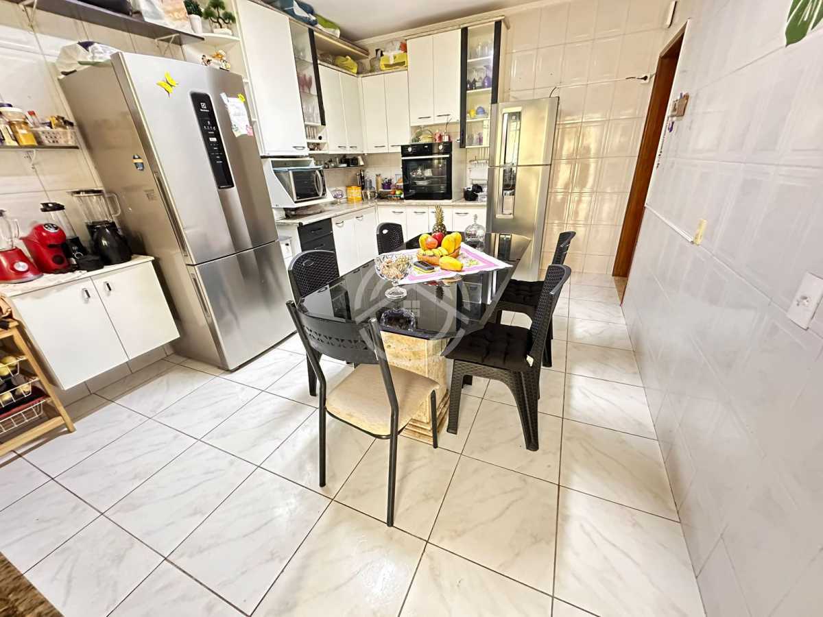 Casa, 3 quartos, 210 m² - Foto 6