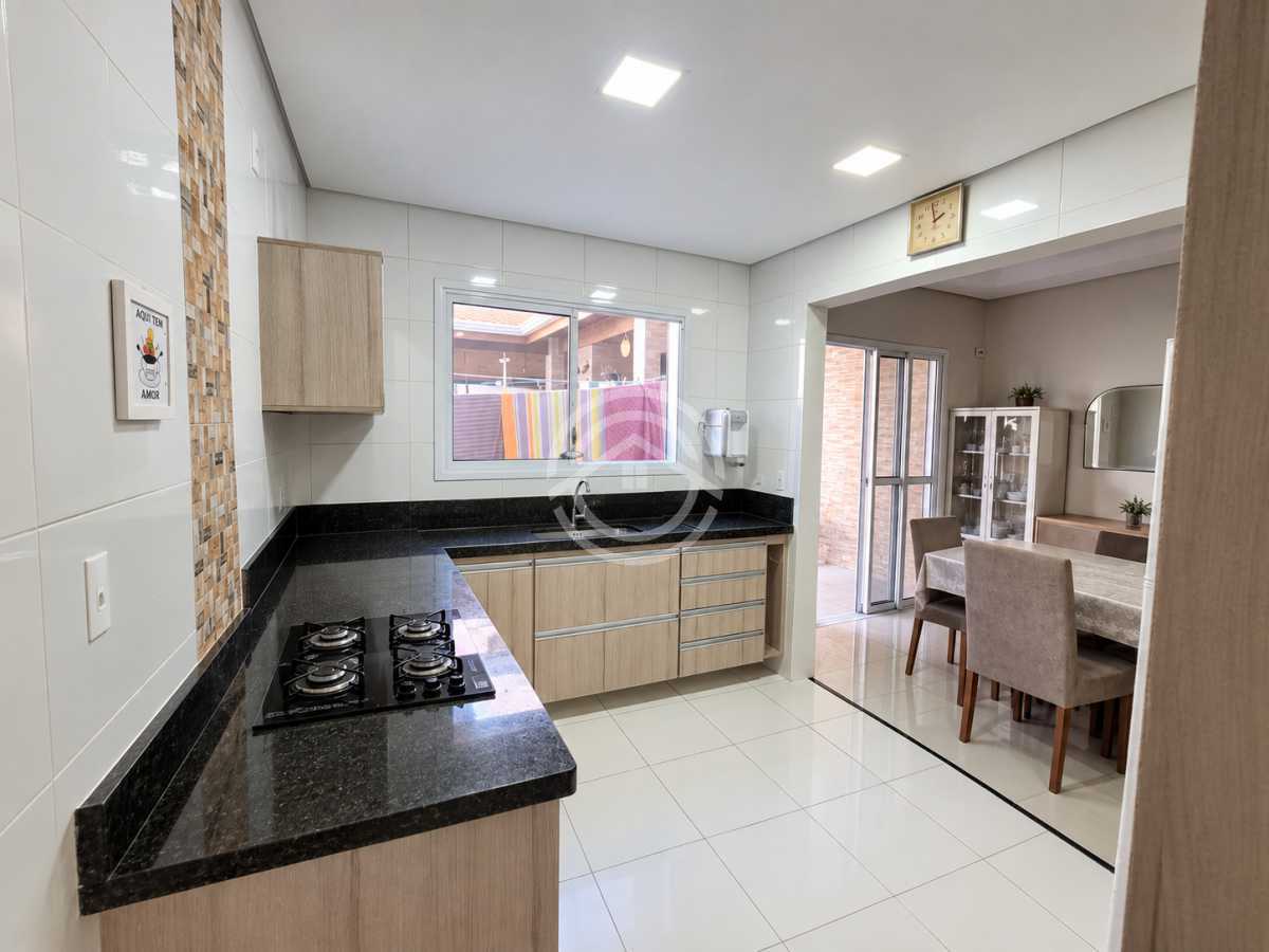 Casa, 4 quartos, 177 m² - Foto 10