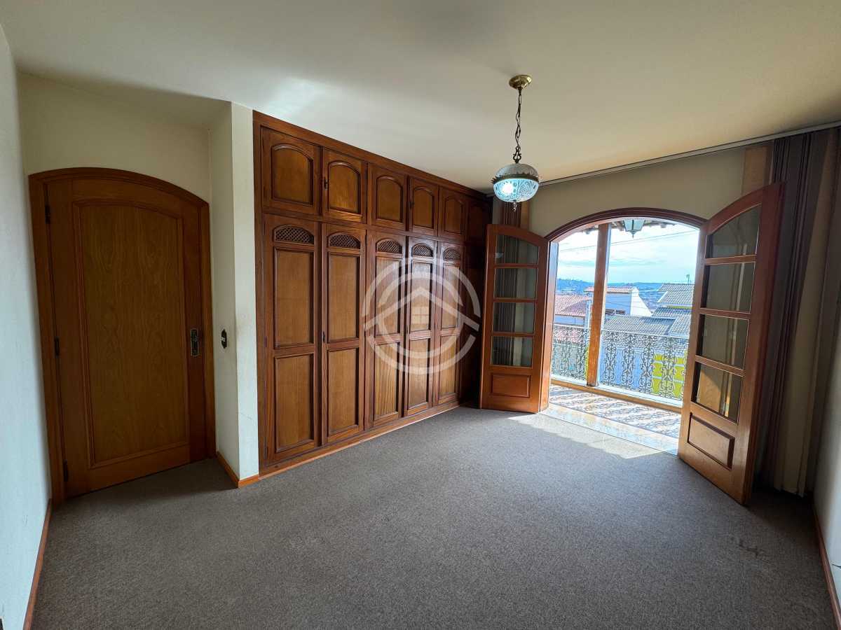 Casa, 4 quartos, 270 m² - Foto 4