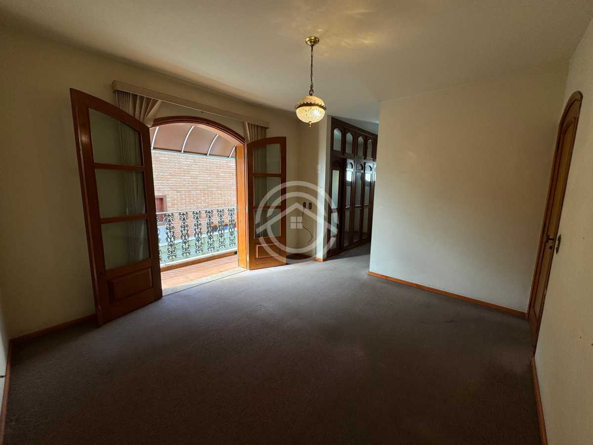 Casa, 4 quartos, 270 m² - Foto 10