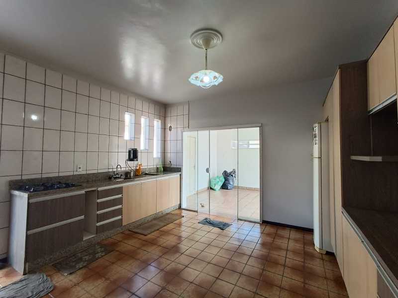Casa, 5 quartos, 192 m² - Foto 6