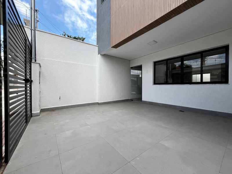 Casa, 3 quartos, 96 m² - Foto 1
