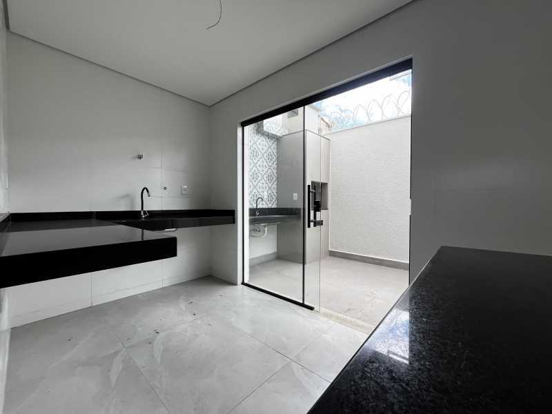 Casa, 3 quartos, 96 m² - Foto 6