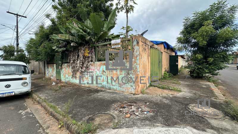 Casa, 3 quartos, 242 m² - Foto 1