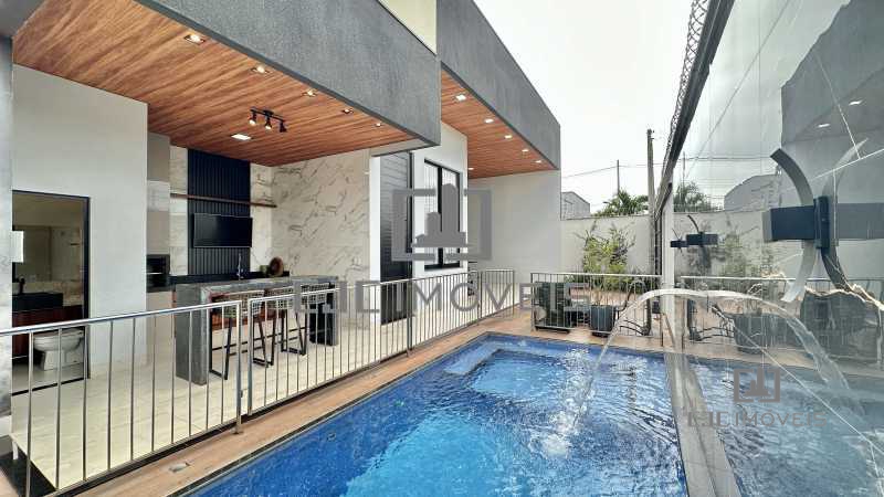 Casa, 4 quartos, 220 m² - Foto 1