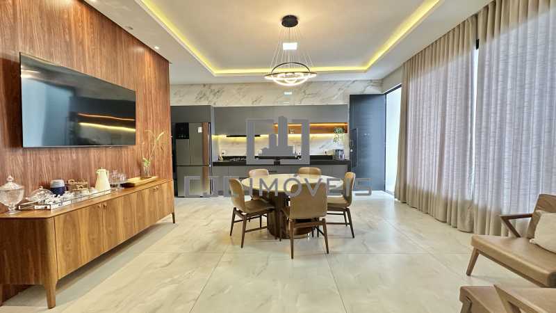Casa, 4 quartos, 220 m² - Foto 8