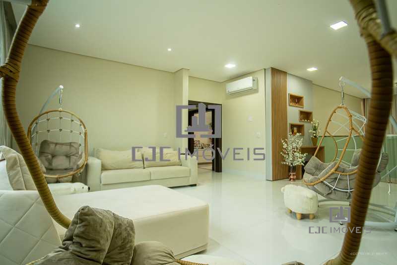 Casa, 4 quartos, 431 m² - Foto 1