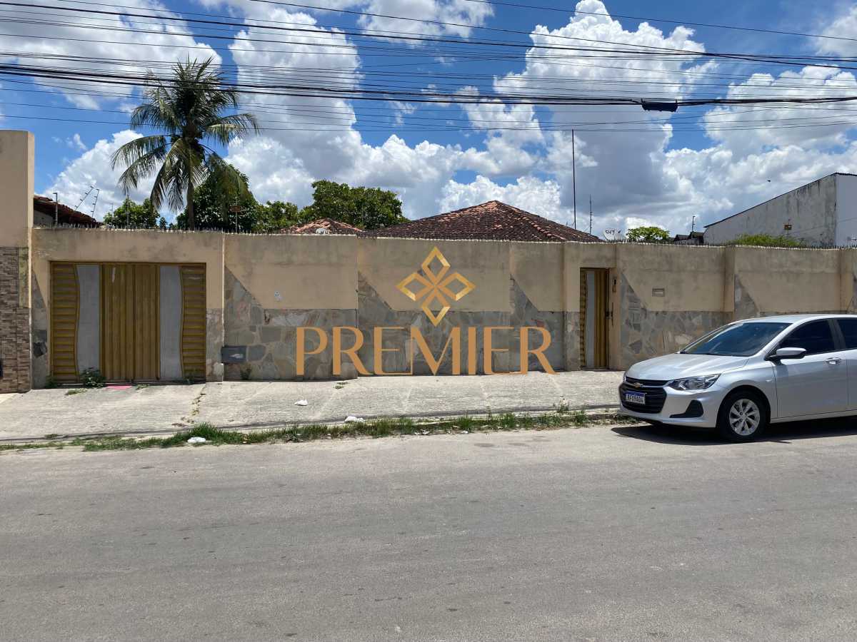 Casa, 3 quartos, 600 m² - Foto 1