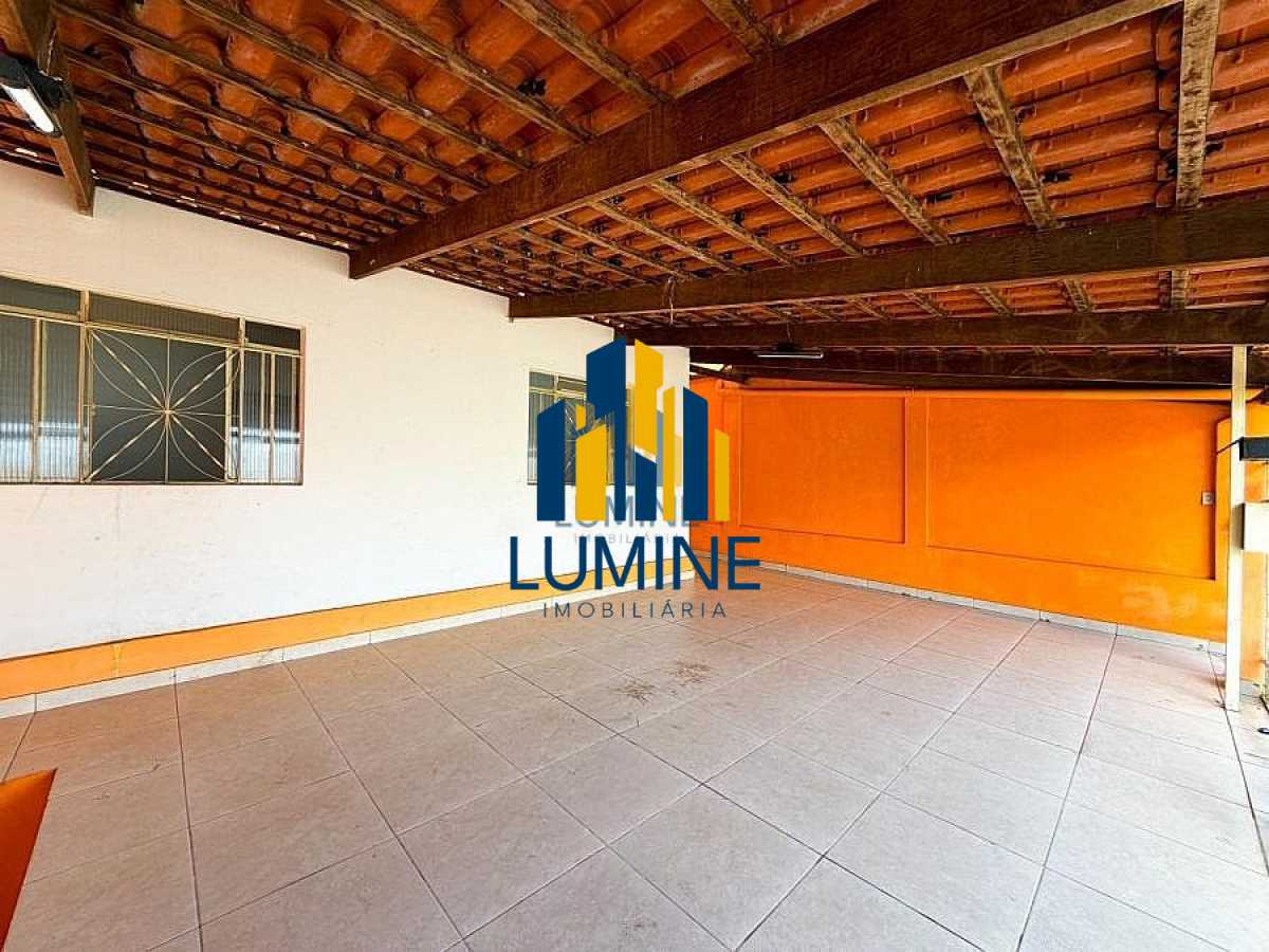Casa, 3 quartos, 300 m² - Foto 1