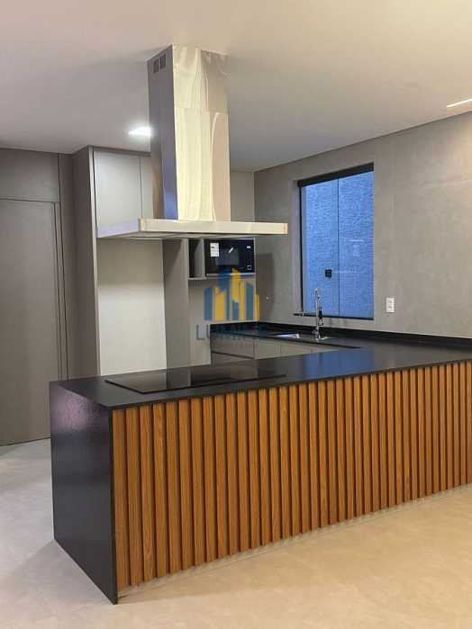 Casa, 3 quartos, 195 m² - Foto 4