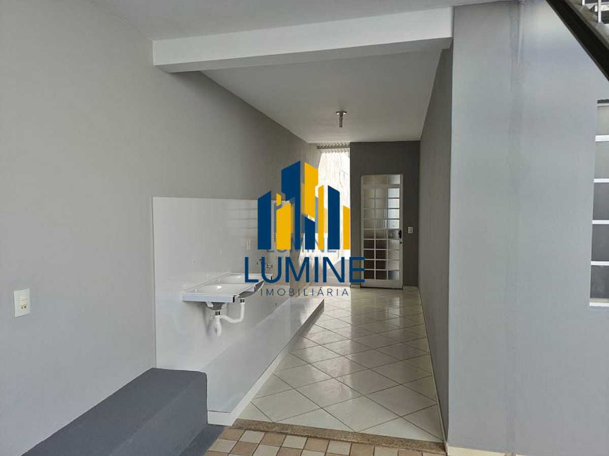 Casa, 4 quartos, 390 m² - Foto 6