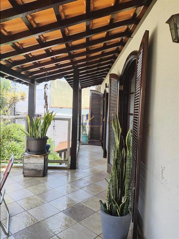 Casa, 4 quartos, 270 m² - Foto 18
