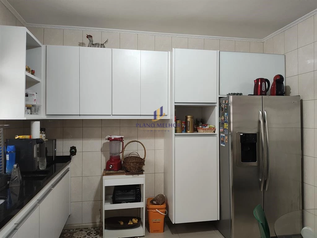 Casa, 4 quartos, 270 m² - Foto 6