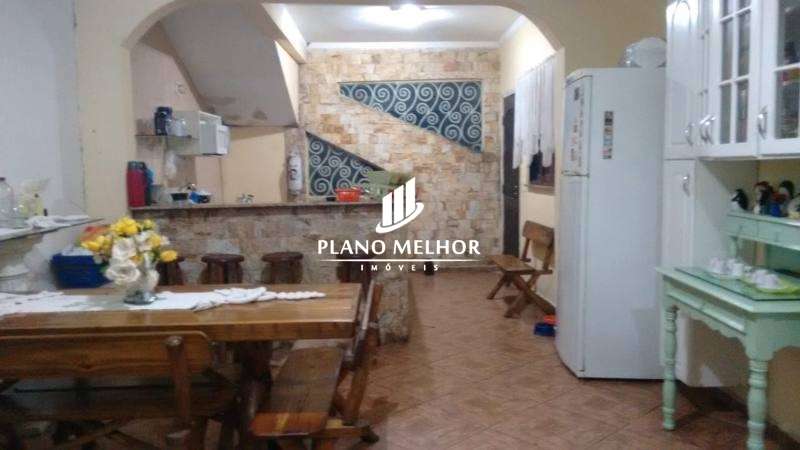 Casa, 3 quartos, 300 m² - Foto 11