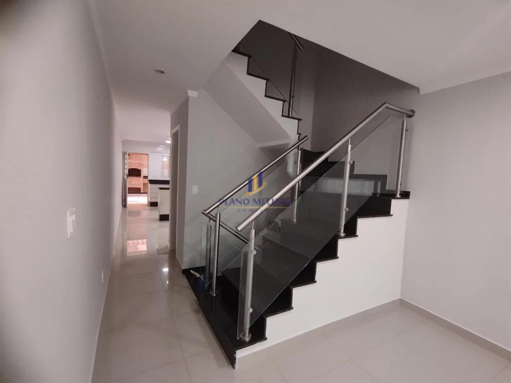 Casa, 3 quartos, 143 m² - Foto 2