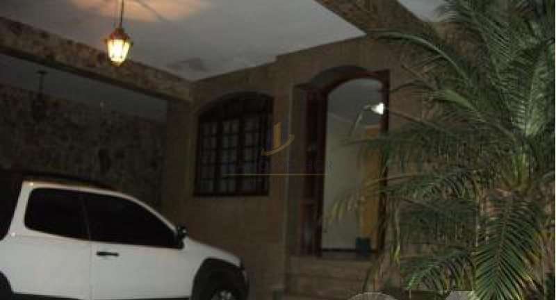 Casa, 2 quartos, 240 m² - Foto 1