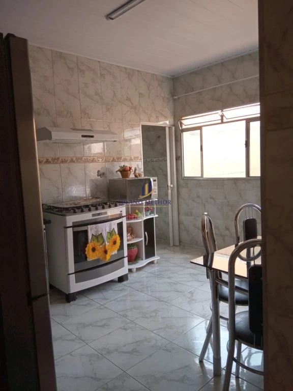 Casa, 5 quartos, 200 m² - Foto 4