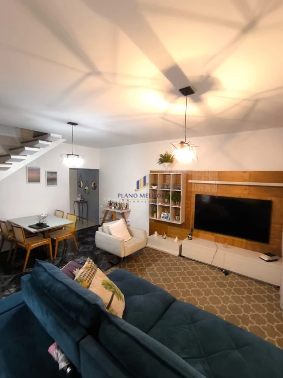Casa, 3 quartos, 240 m² - Foto 1