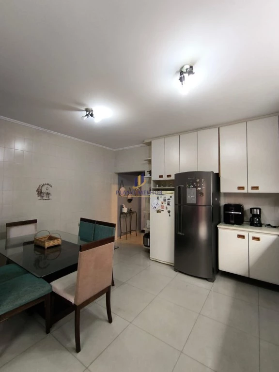 Casa, 3 quartos, 240 m² - Foto 12