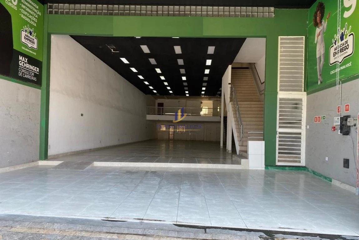 Prédio Inteiro, 840 m² - Foto 1
