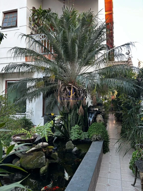 Casa, 3 quartos, 218 m² - Foto 13