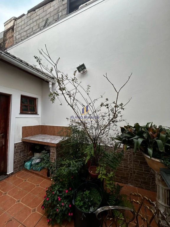 Casa, 3 quartos, 218 m² - Foto 2