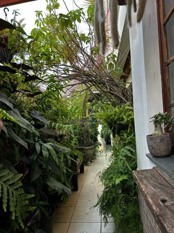 Casa, 3 quartos, 218 m² - Foto 35
