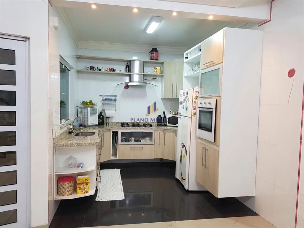 Casa, 4 quartos, 200 m² - Foto 7