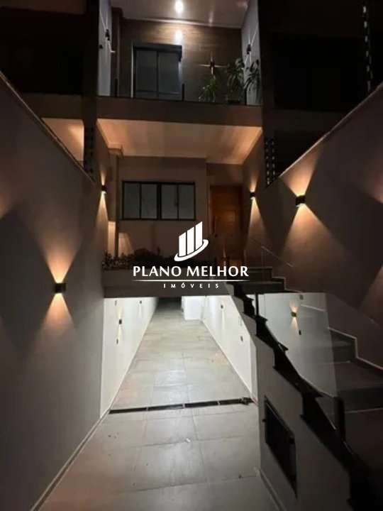 Casa, 3 quartos, 215 m² - Foto 2