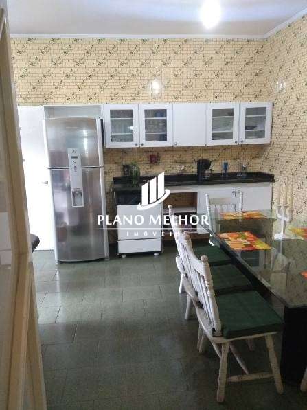 Casa, 3 quartos, 230 m² - Foto 6