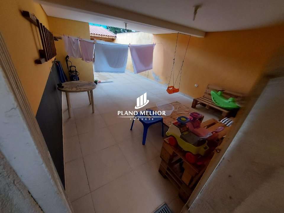 Casa, 3 quartos, 240 m² - Foto 13