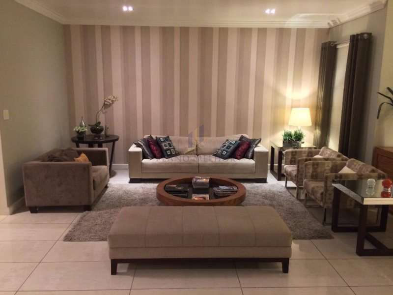 Casa, 4 quartos, 330 m² - Foto 45