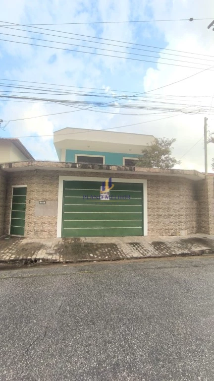 Casa, 3 quartos, 200 m² - Foto 2
